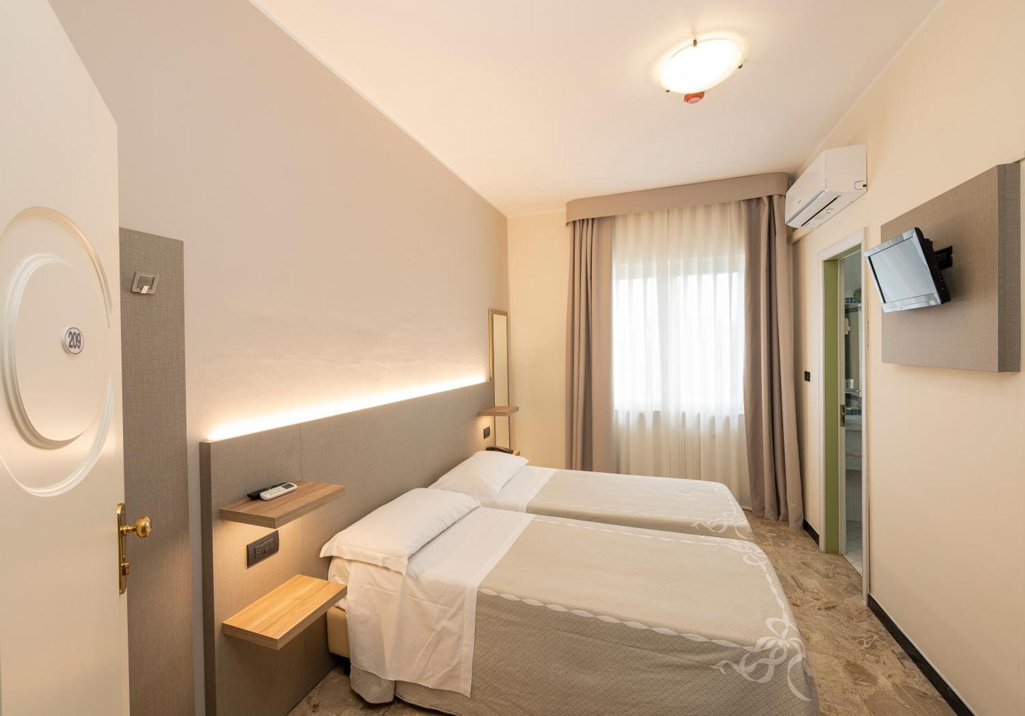 Hotel La Rotonda 3*