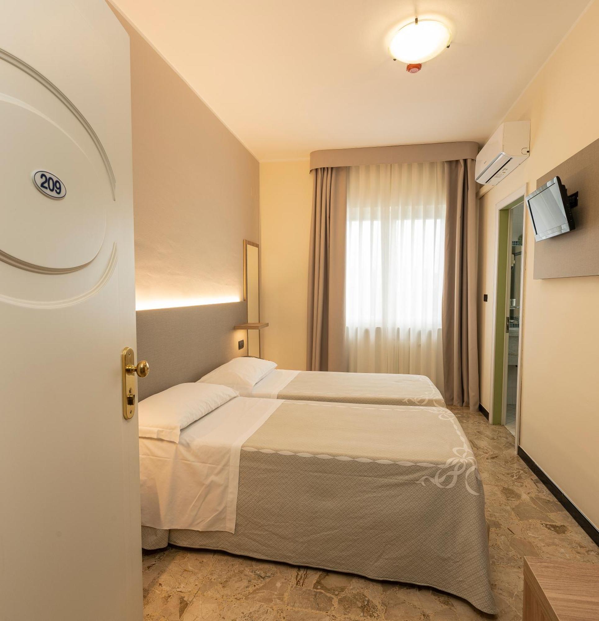 La Rotonda Hotel 3*